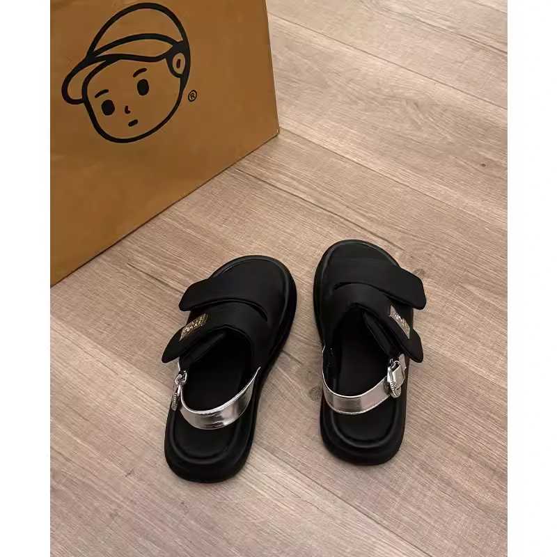 黒靴 コンフォートストラップサンダル