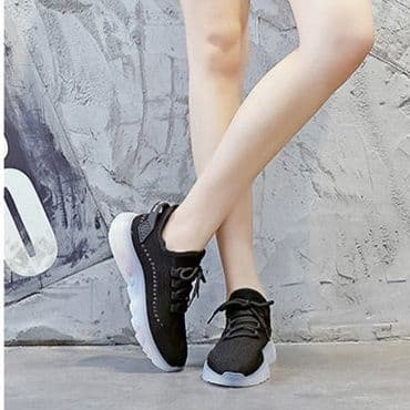 黒靴 レディース厚底スニーカー黒四センチソール紐靴美脚効果