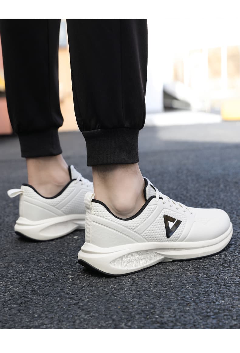 黒靴 メッシュ軽量スポーツシューズ