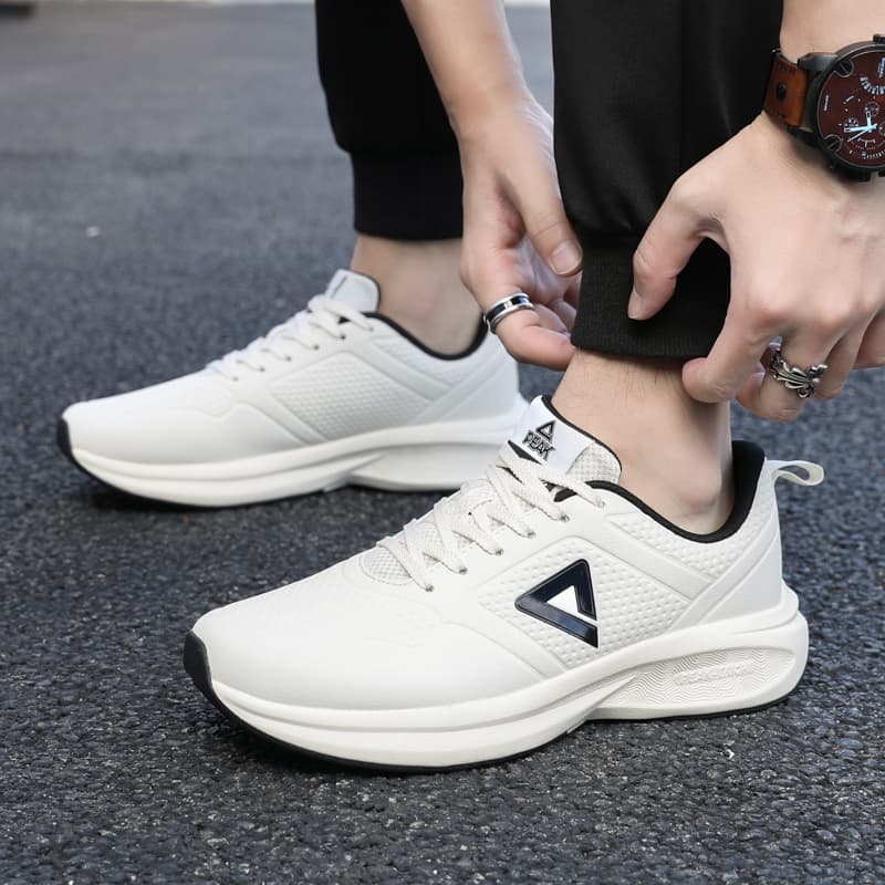 黒靴 メッシュ軽量スポーツシューズ