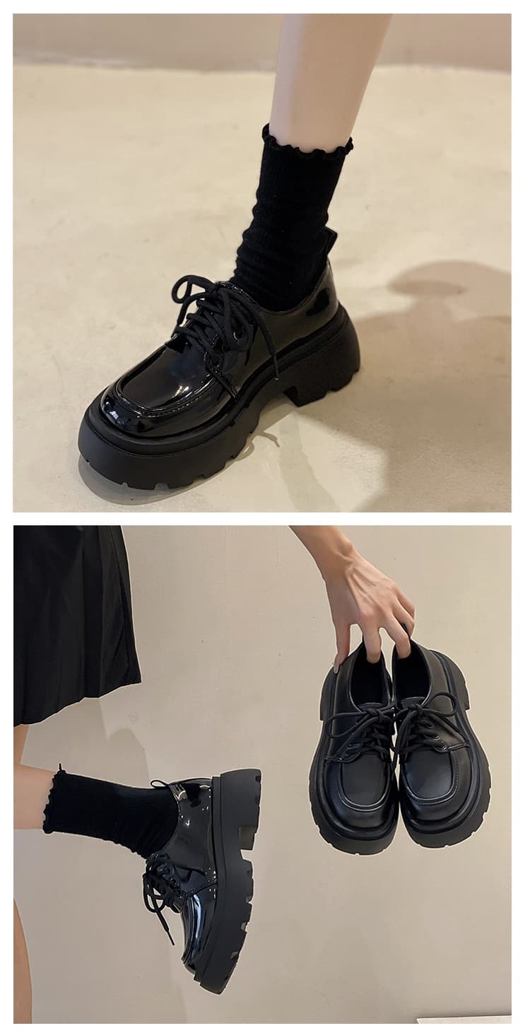 黒靴 厚底モカシンレースアップシューズ