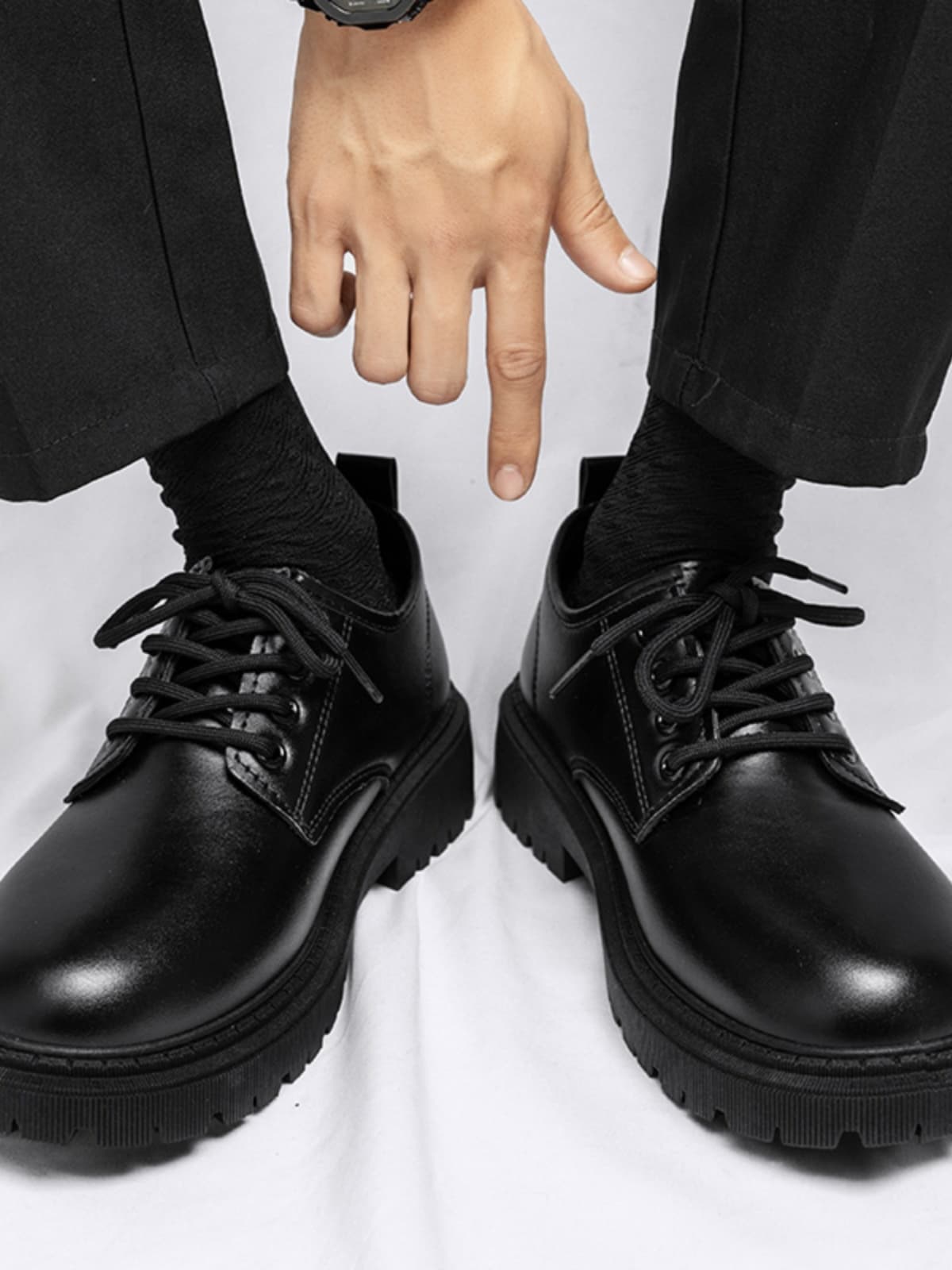 黒靴 クラシックソールアップレースシューズ